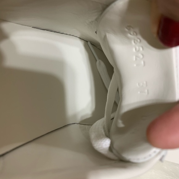 ❣️SOLD❣️Brand New Gucci Interlocking G Sneakers - Picture 7 of 8